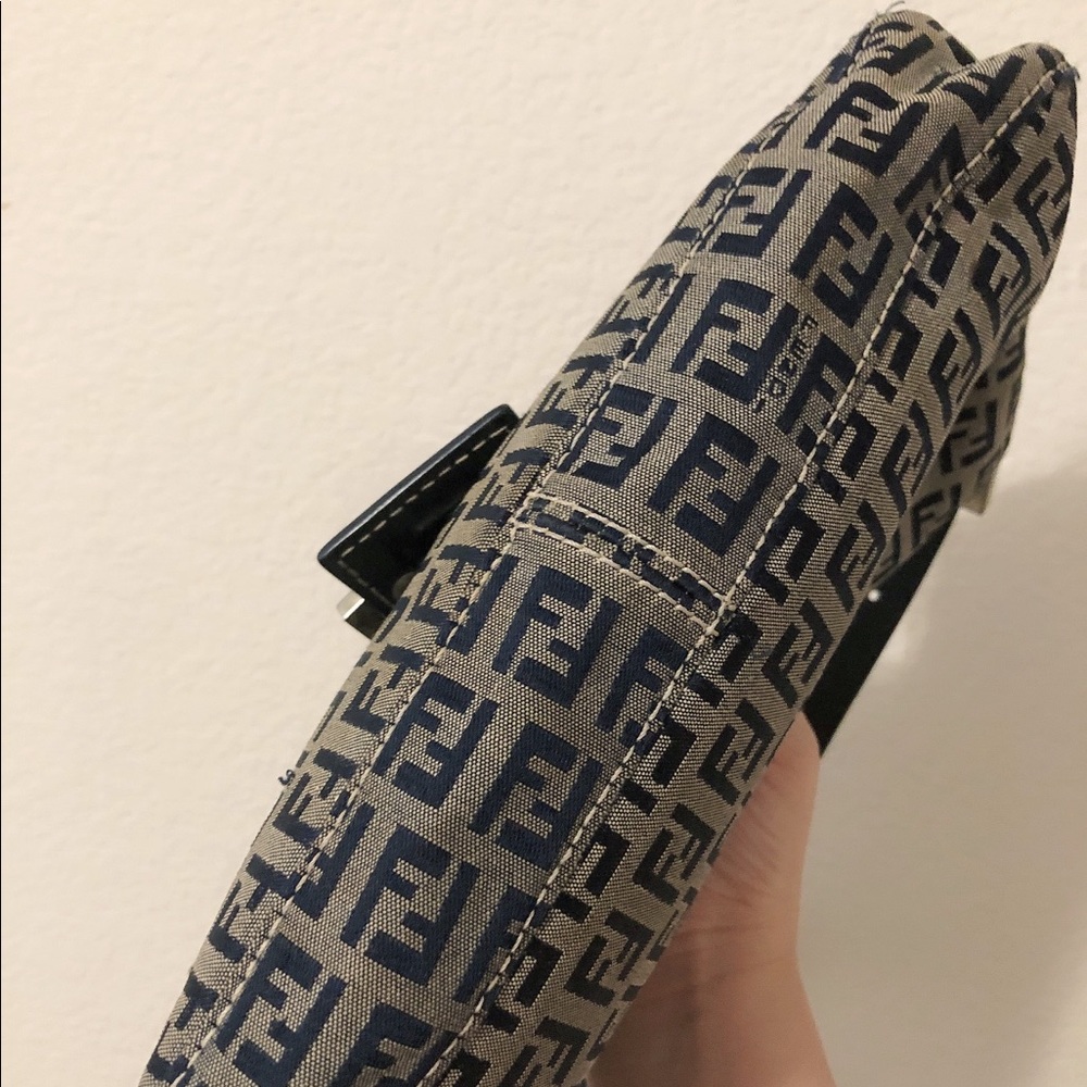 FENDI Zucchini Baguette Navy vintage bag - Picture 7 of 12